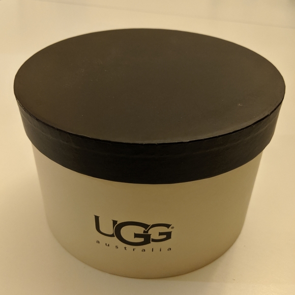 UGG Black Double U Earmuff (NWT) - Picture 4 of 4